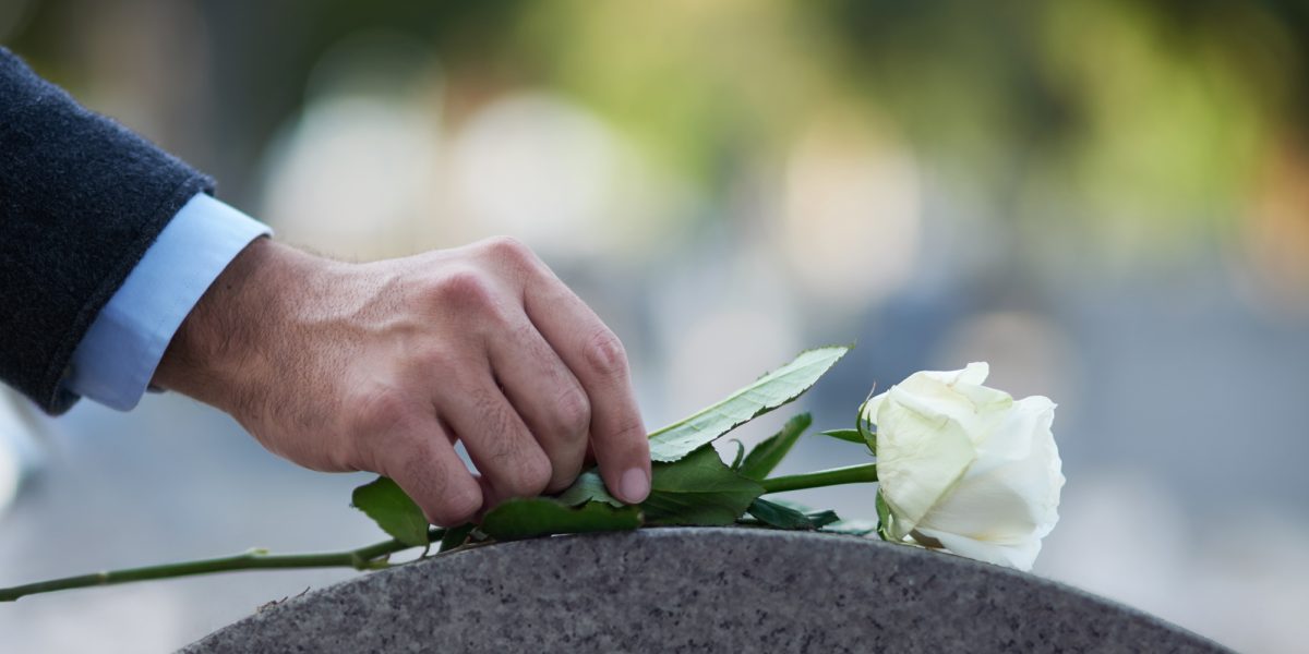 Cu ce se ocupă o agenție de pompe funebre?