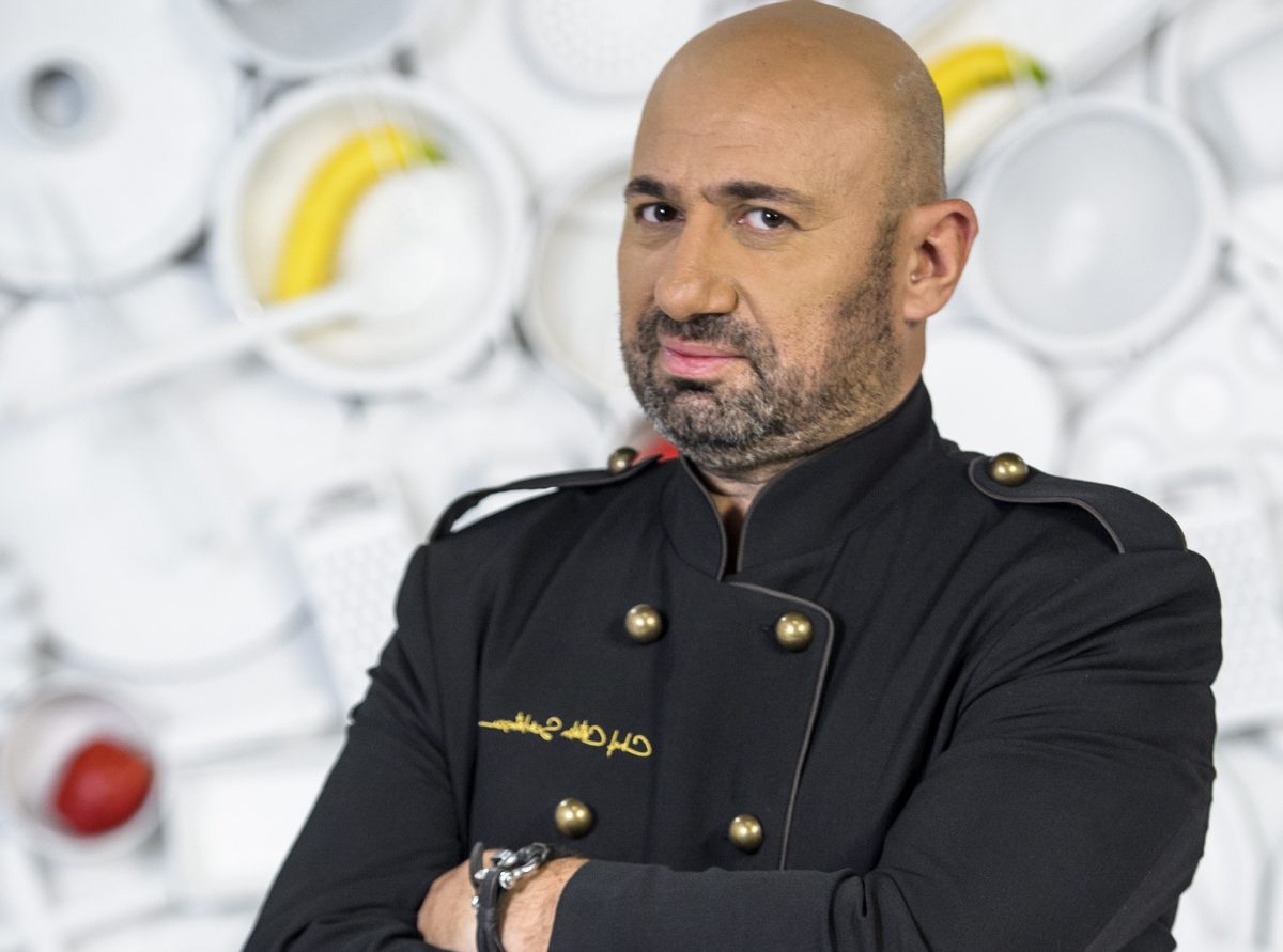 Cât costă un burger la restaurantul unde lucrează Cătălin Scărlătescu? De necrezut câţi lei trebuie să scoţi din buzunar