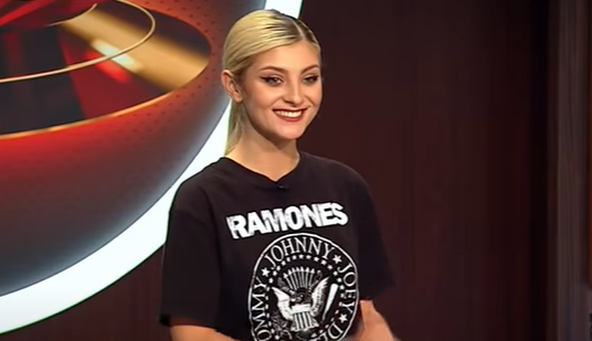 Elena Matei, fosta finalistă de la „Chefi la cuțite”, are planuri mari de viitor: „Mi-ar plăcea să fiu o mamă tânără”