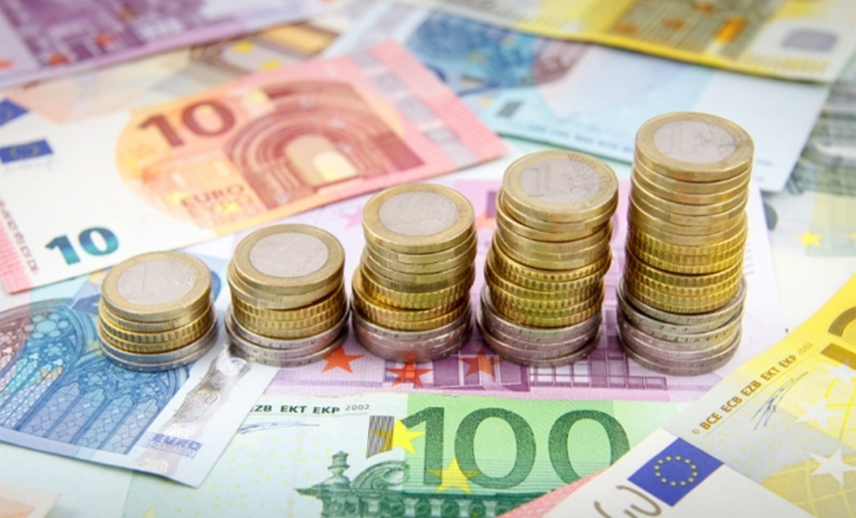 Fermierii din mai multe comune din Iași, arondate grupurilor de acțiune locală, vor putea accesa noi fonduri europene după ce au fost suplimentate sumele acordate de Uniunea Europeană - Vimarsana News