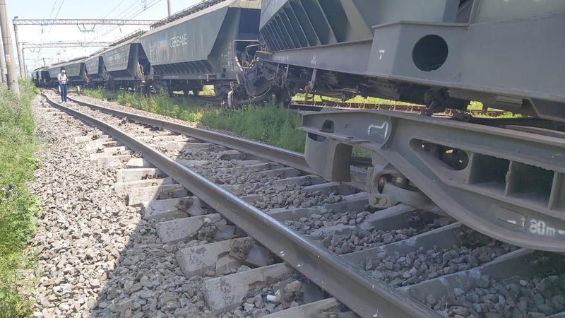Ce soluție a găsit CFR pentru ruta București-Constanța unde cinci vagoane au deraiat