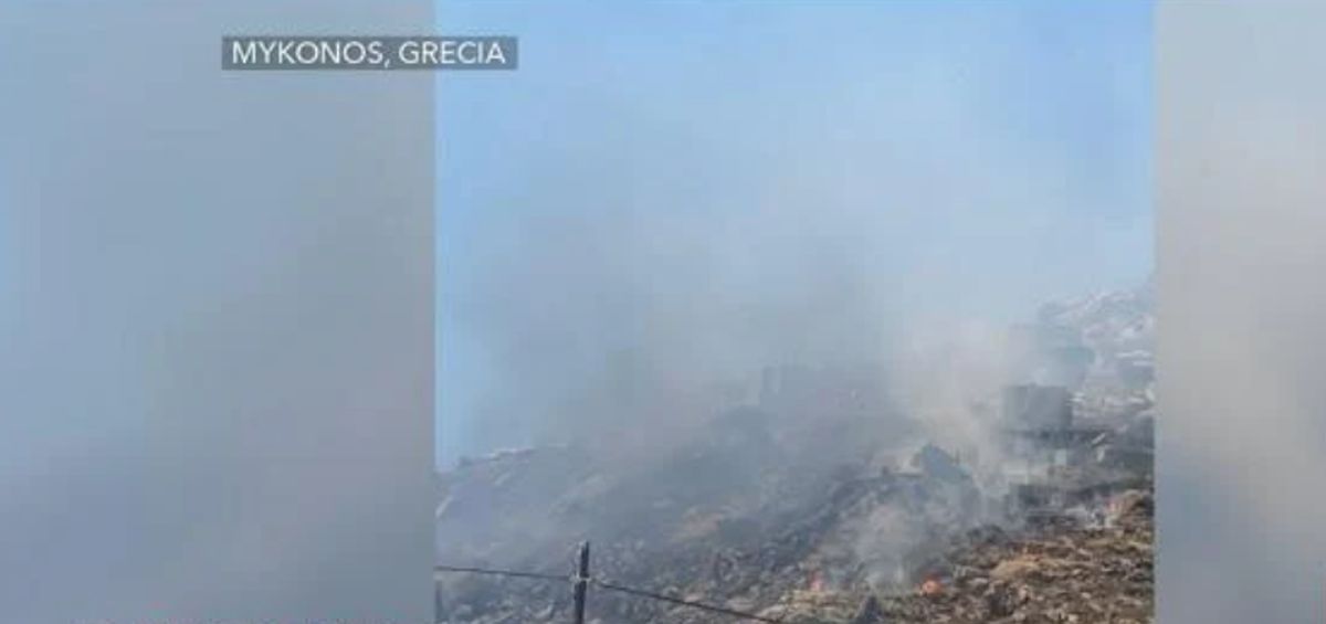 Incendiu în Grecia! Elena Udrea şi soţul acesteia, evacuaţi din hotelul la care erau cazaţi