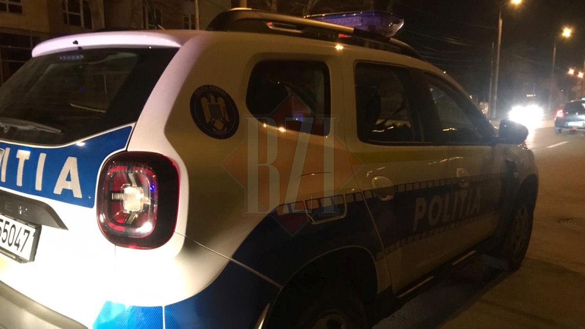 Urmărire ca-n filme, pe străzile din Iași! Un tânăr de 17 ani a pus pe jar polițiștii ieșeni! În cele din urmă, mașina a fost blocată în trafic!