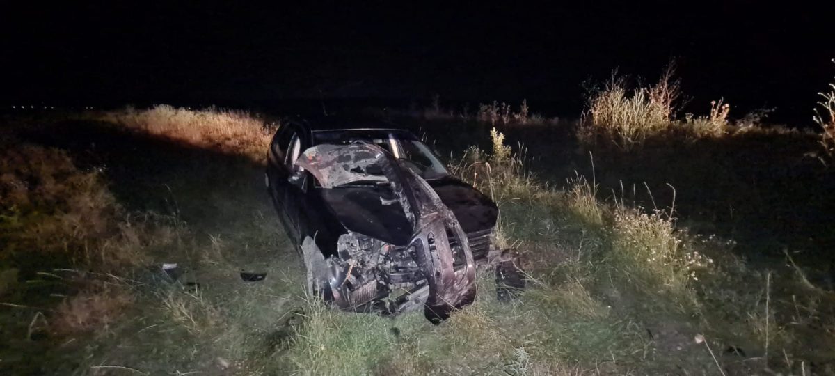 Accident rutier în localitatea Petrești! Un autoturism s-a răsturnat – EXCLUSIV