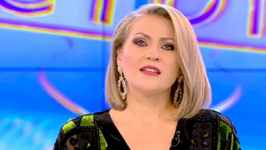 Ce familie frumoasă are Mirela Vaida! Poze făcute alături de soţ şi copii