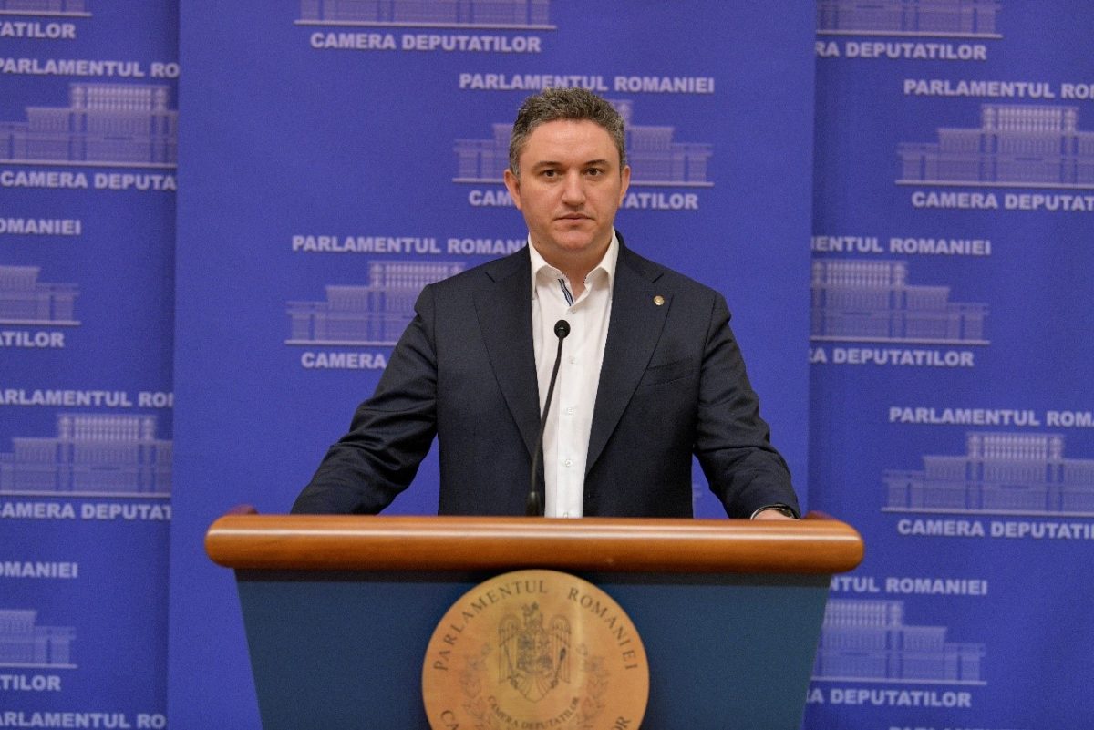 Deputatul PSD Iași Marius Ostaficiuc: „Florin Cîțu trebuie să plece acasă! Dezastrul de la CFR nu trebuie pasat în curtea altora! Peștele de la cap se împute”