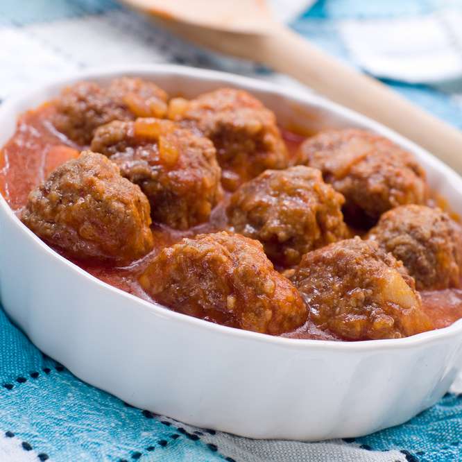 Top reţete de chiftele cu carne. Cum să faci platou cu aperitiv