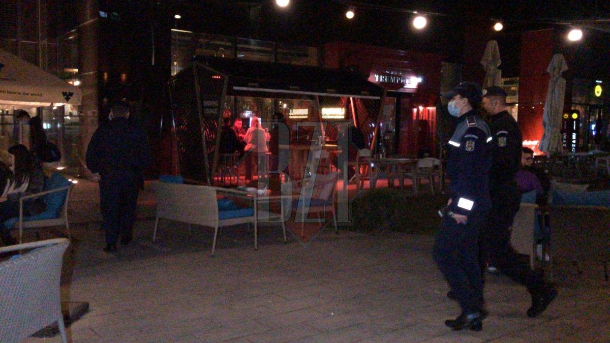 Controale noi, făcute de polițiștii ieșeni. Oamenii legii vor să vadă dacă regulile impuse în lupta cu COVID-19 sunt respectate