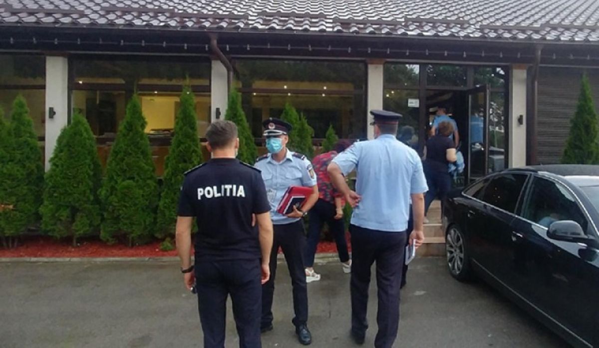 Polițiștii din Iași sunt în continuare prezenți în stradă. Verifică dacă toate regulile impuse în lupta cu COVID-19 sunt respectate