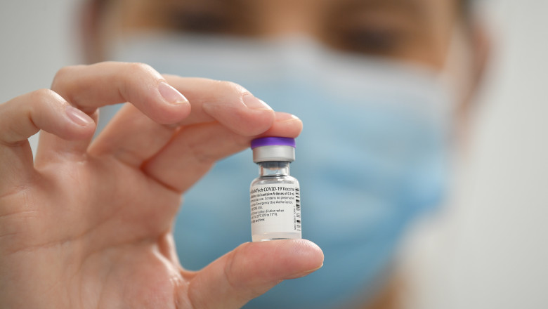 Evidența persoanelor vaccinate împotriva COVID-19 din ultimele 24 de ore. Câte efecte adverse au fost înregistrate