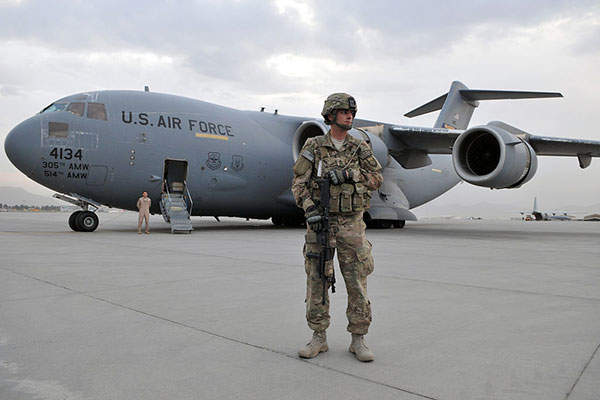 Joe Biden, președintele SUA a anunțat că armata americană va sta dincolo de termenul limită în Afganistan! Talibanii au anunțat deja că nu sunt de acord