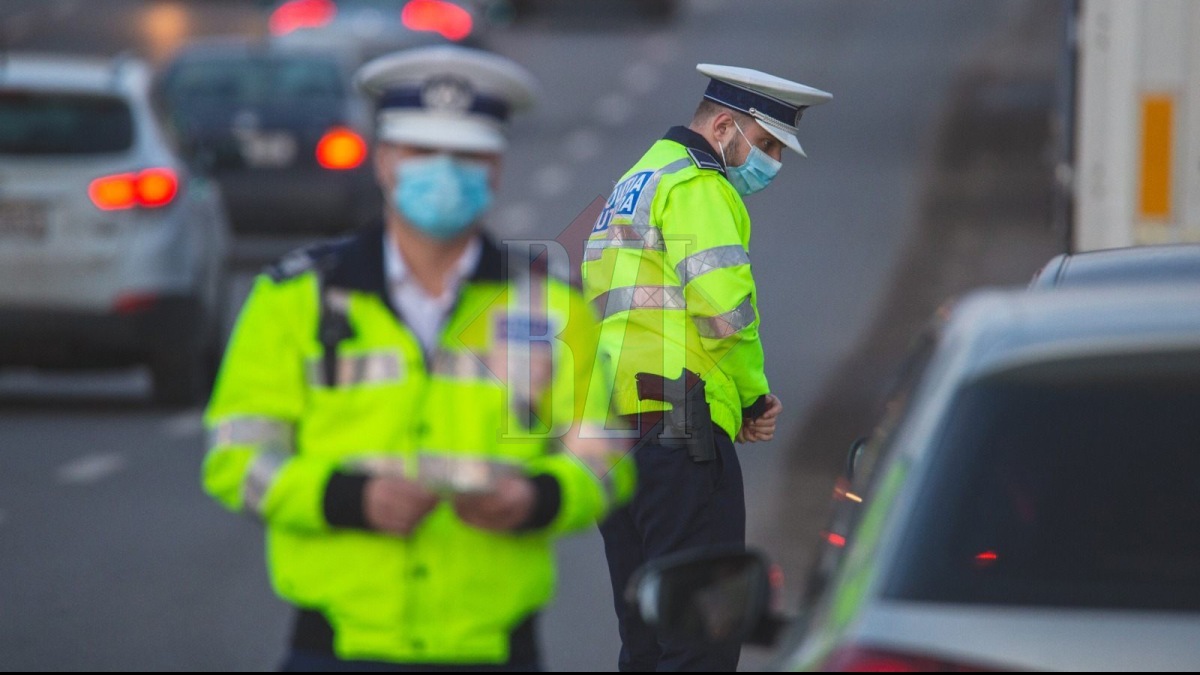 Noi controale în trafic, la Iași. Polițiștii au împărțit amenzi șoferilor și pietonilor care nu au respectat legea