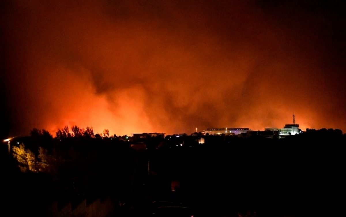 Incendiul din Coasta de Azur, sub control. Din păcate încă nu a putut fi lichidat