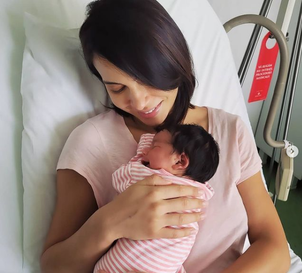 Zi importantă pentru Irina Mohora. Aceasta a născut o fetiță