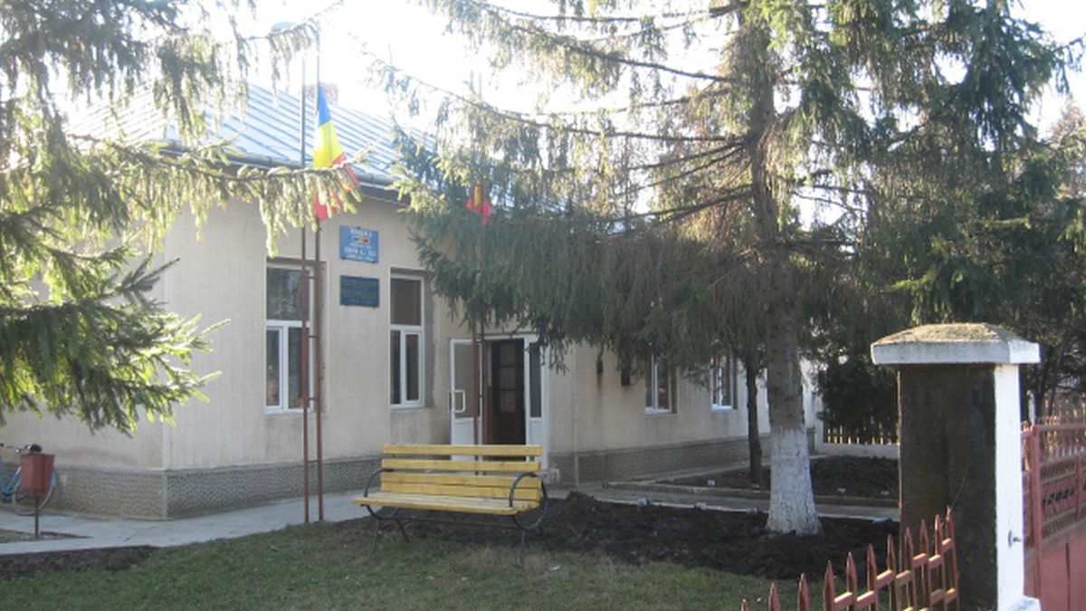 Școala din comuna Alexandru Ioan Cuza va fi reabilitată! Contractul are o valoare de aproximativ 500.000 de euro - Vimarsana News