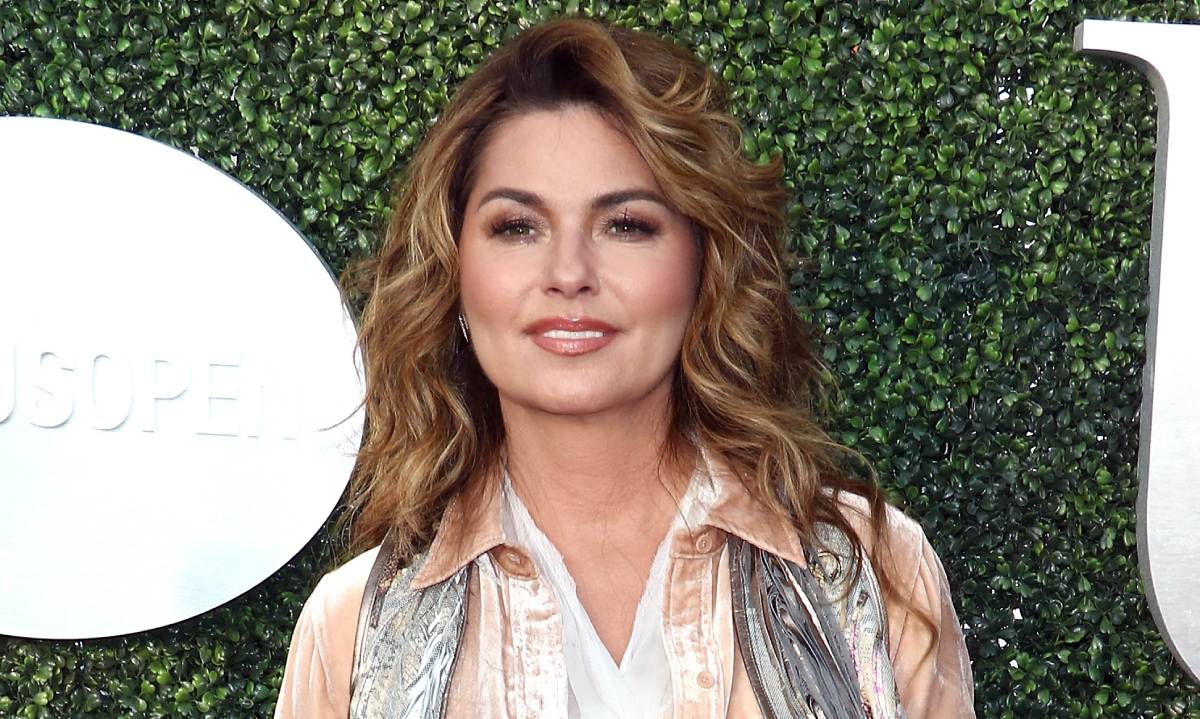 Shania Twain și-a prins soțul în pat cu cea mai bună prietenă. Cum s-a răzbunat artista