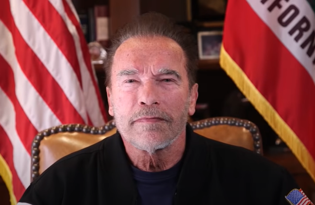 Arnold Schwarzenegger, replici dure la adresa celor care sfidează măsurile de protecţie: „La naiba cu libertatea ta”