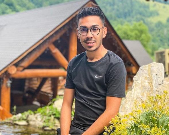 Regii saxofonului, Armin şi Petrică Nicoară, locuiesc într-un „palat”. Cum arată celebra casă