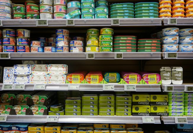 O singură conservă din magazin, sursă posibilă de botulism