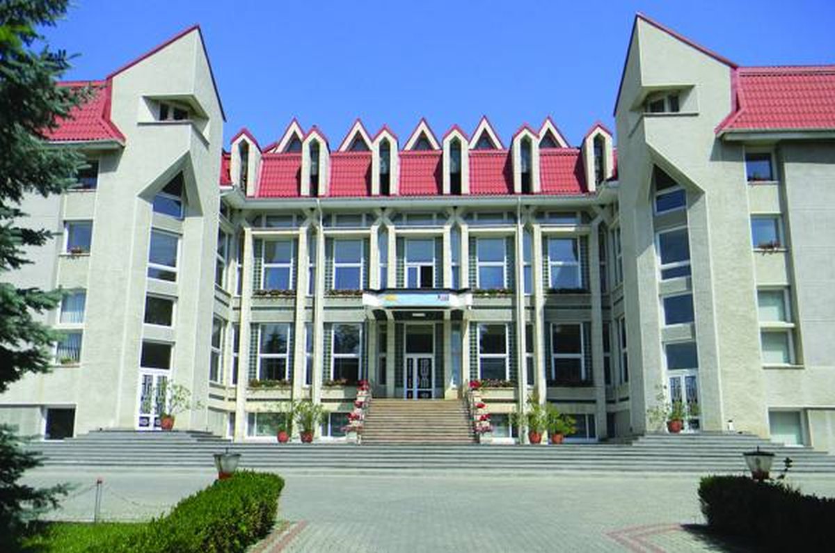 Seminarul Mare Diecezan „Sfântul Iosif” din Iași își deschide pentru a doua oară porțile! O nouă sesiune de admitere va avea loc între 6 și 8 septembrie 2021