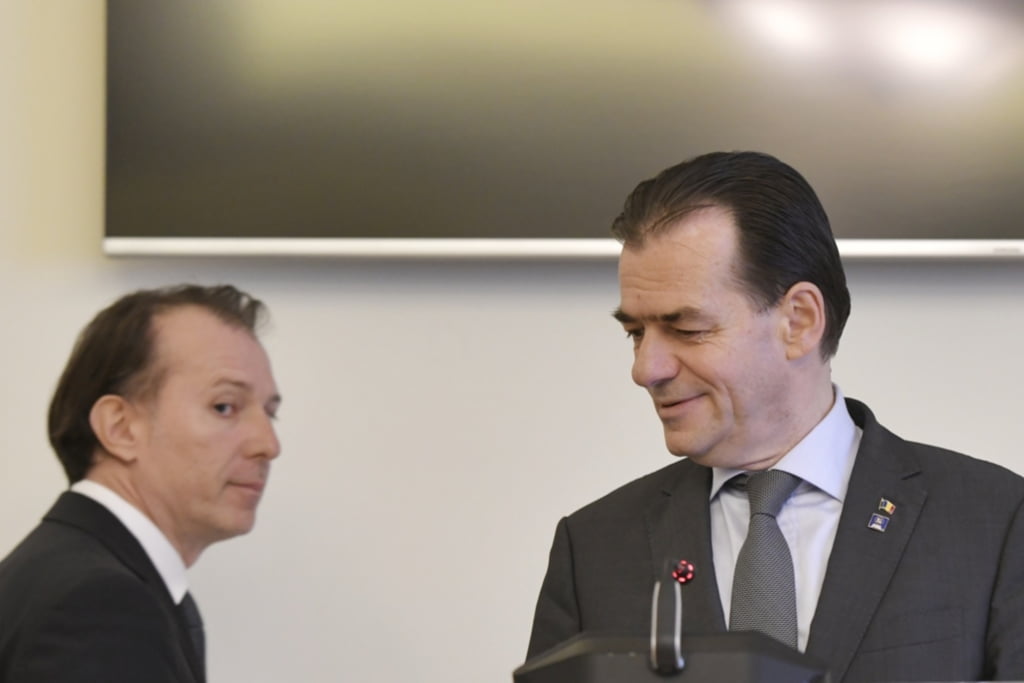 Florin Cîțu vs Ludovic Orban: S-a încheiat votul pentru alegerea preşedintelui PNL