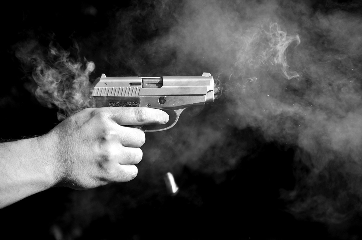 Alertă! Atac în stil mafiot la Craiova: un bărbat a fost împușcat de un bărbat cu fața acoperită