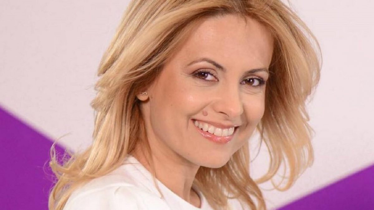 Simona Gherghe, o femeie împlinită, la vârsta maturității depline. Are doi copii și un soț pe care îl adoră