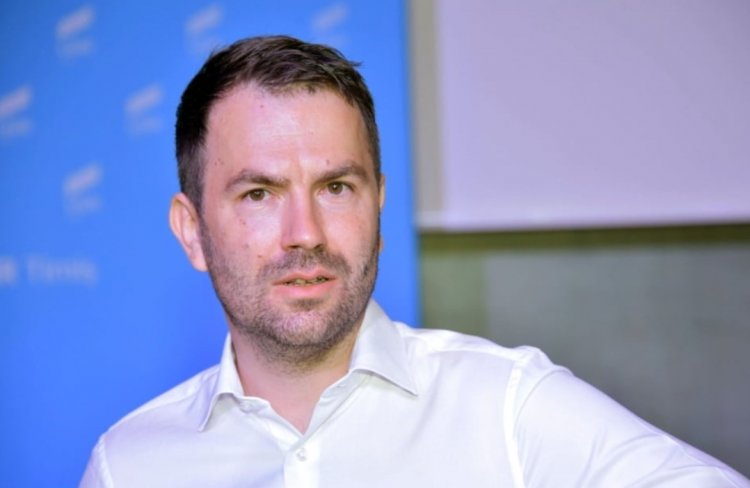 Iată transparența miniştrilor USR-PLUS! Cătălin Drulă a dat afară o fostă sportivă şi a angajat la CS Rapid un apropiat al partidului