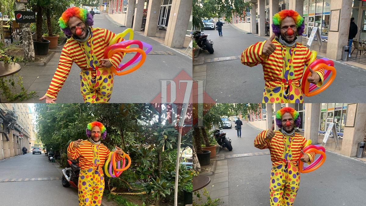 Îl știți? A devenit un clovn "celebru" după ce a fost fotografiat jucând la păcănele banii pe care i-a câștigat vânzând baloane colorate. Cine este de fapt simpaticul personaj și cum a ajuns pe străzile Iașului - Vimarsana News