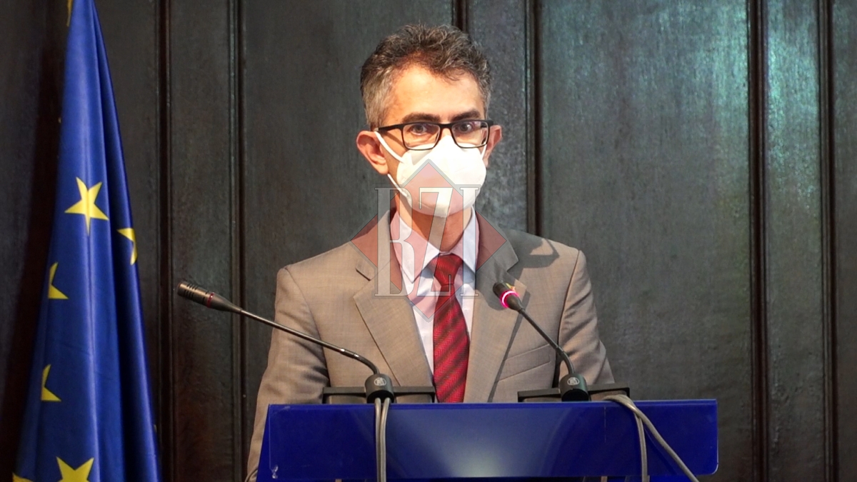 Marian Grigoraș, prefect al judeţului Iaşi: ,,Peste 500 de ieșeni s-au vaccinat într-o singură zi la centrul de la Cinematograful Victoria”