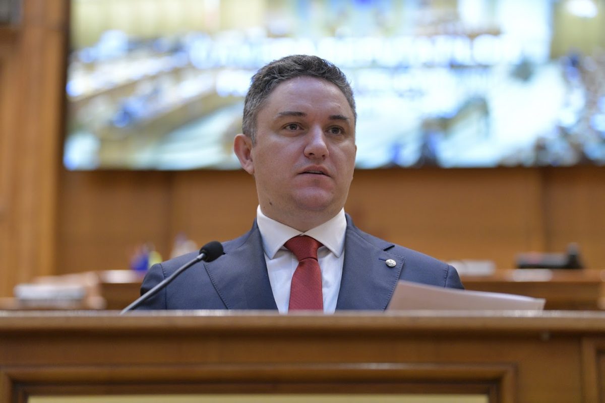 Marius Eugen Ostaficiuc, deputat de Iași: Premierul caută vinovații unde nu trebuie. Valul 4 al pandemiei l-a prins ca sezonul de iarnă: pe nepregătite! (P)