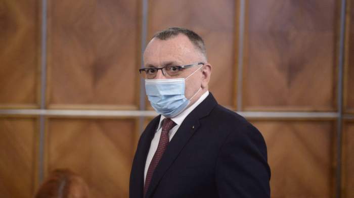 Școlile nu se mai închid când ating pragul de 6 la mie. Ministrul Educației: „Vom putea să menținem școlile deschise până la apariția unui număr de cazuri”