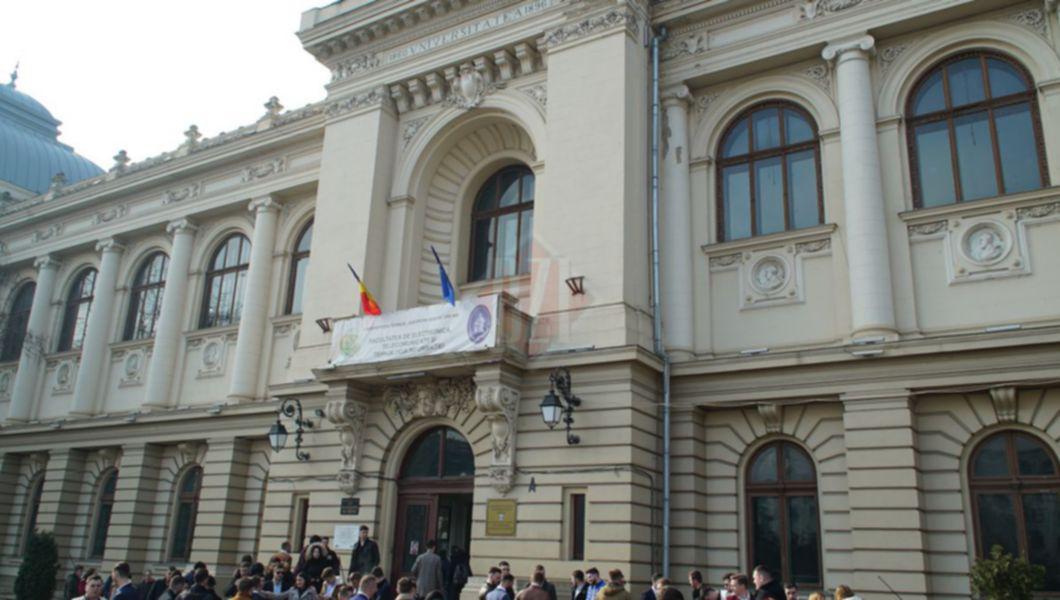 Cum vor începe cursurile, în noul an academic 2021-2022, la Universitatea „Cuza” din Iaşi în plin val 4 al pandemiei de COVID-19! Astăzi, 23 septembrie 2021, are loc o importantă şedinţă a Senatului instituţiei – EXCLUSIV