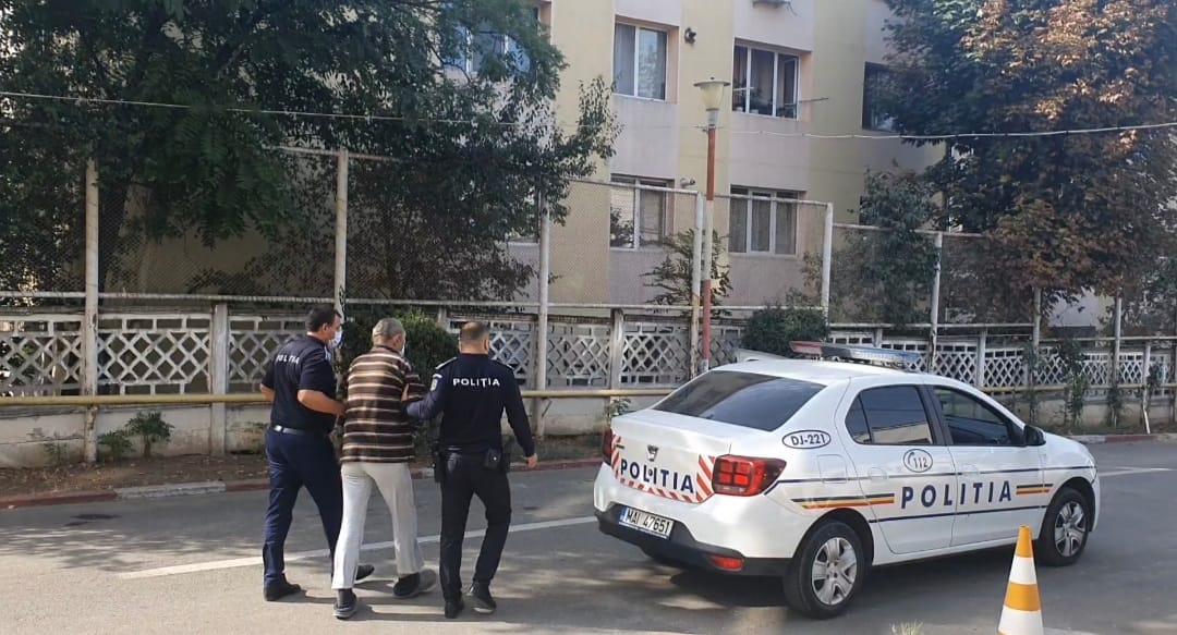 O femeie de 89 ani, violată de un bărbat de 70 ani. Polițiștii din Dolj l-au reținut – VIDEO