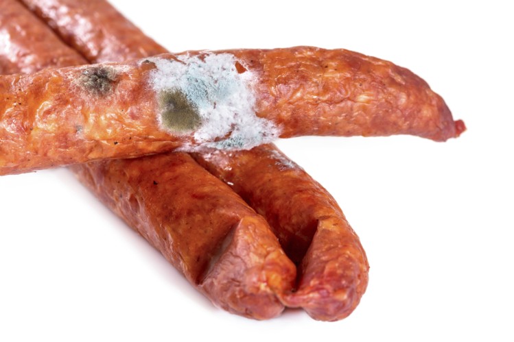 Cum recunoşti alimentele vechi într-un magazin. Trucuri pentru oricine