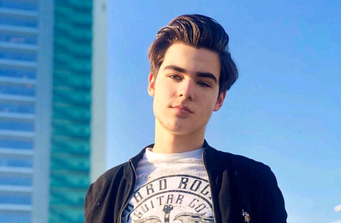 Fiul lui Ștefan Bănică Jr, surprins la un festival de muzică din București. Cum s-a distrat acesta