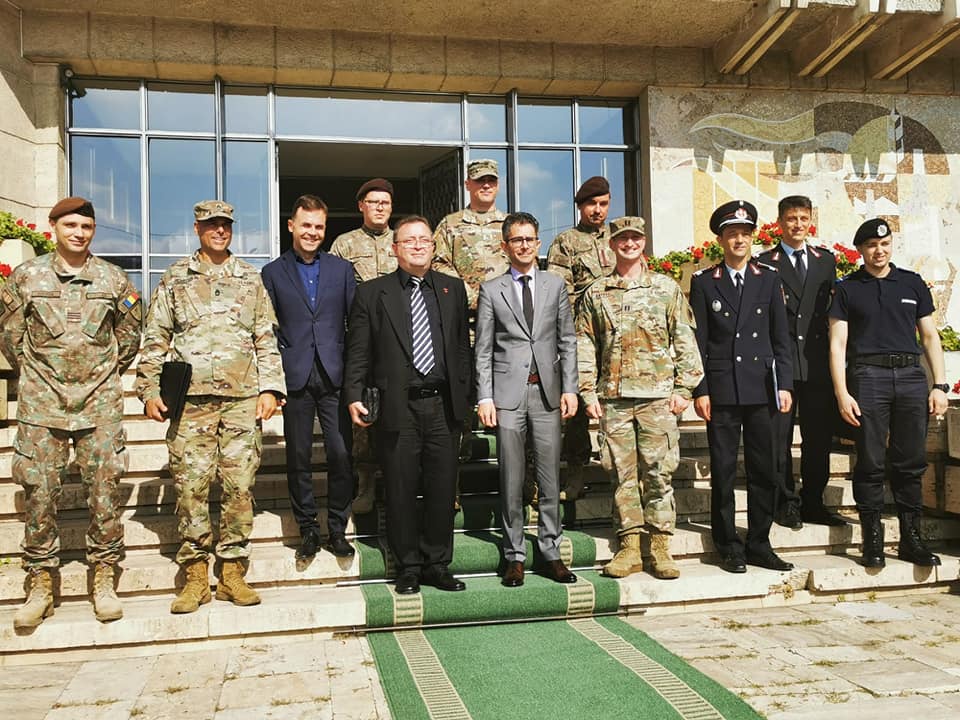 Delegaţie militară mixtă formată din civili militari CIMIC România şi Civic Affairs SUA, la Iaşi. Scopul întâlnirii