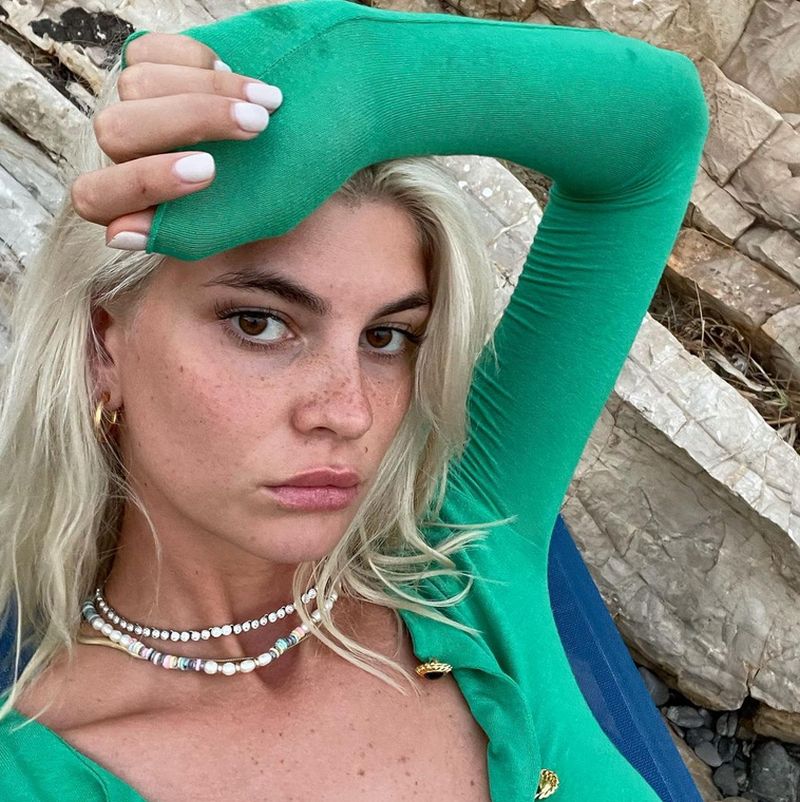 Laura Giurcanu, pe Instagram: Și-a înnebunit fanii cu poze în costum de baie!