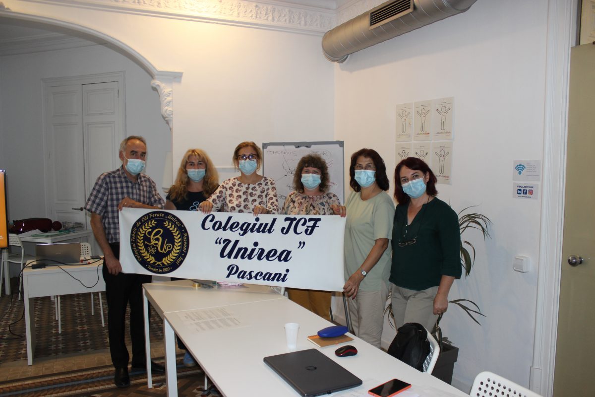 Șase profesori de la Colegiul Tehnic C.F „Unirea” din Pașcani au participat la o mobilitate în Spania, în cadrul proiectului „Fii deștept! Fii prezent!”