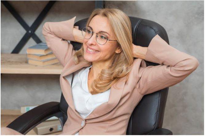 De ce să porți compleuri elegante în această toamnă? Vezi recomandările noastre