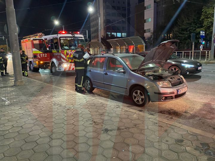 Incendiu la un autoturism în zona Tudor Vladimirescu din Iași – Exclusiv, Galerie Foto