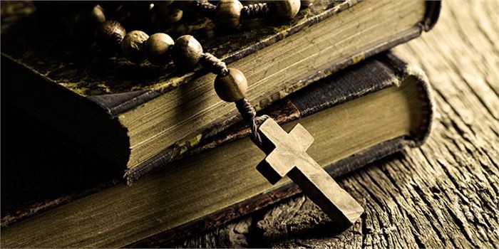 Cine a scris Biblia: Adevărul despre autorii Sfintei Scripturi