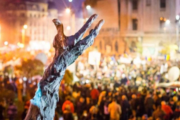 Nicio demisie?! România, țara morților în incendii! În doar un singur au ars, în spitalele românești, zeci de persoane