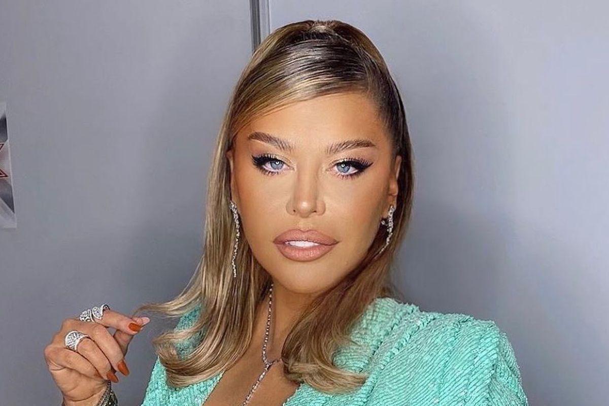 Loredana Groza câștigă sume fabuloase. Câți bani cere pentru a cânta la o nuntă 