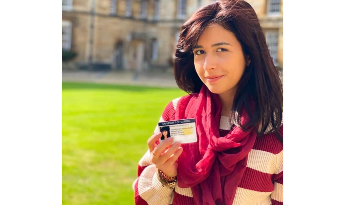 Olimpica din Iaşi, Mălina Constantinescu, a devenit oficial studentă la St. John`s College Oxford – EXCLUSIV