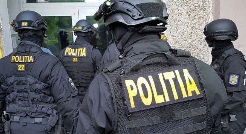 O tânără însărcinată şi bebeluşul ei au murit la spitalul din Satu Mare. Mascaţii au fost chemaţi de medici să îi oprească rudele