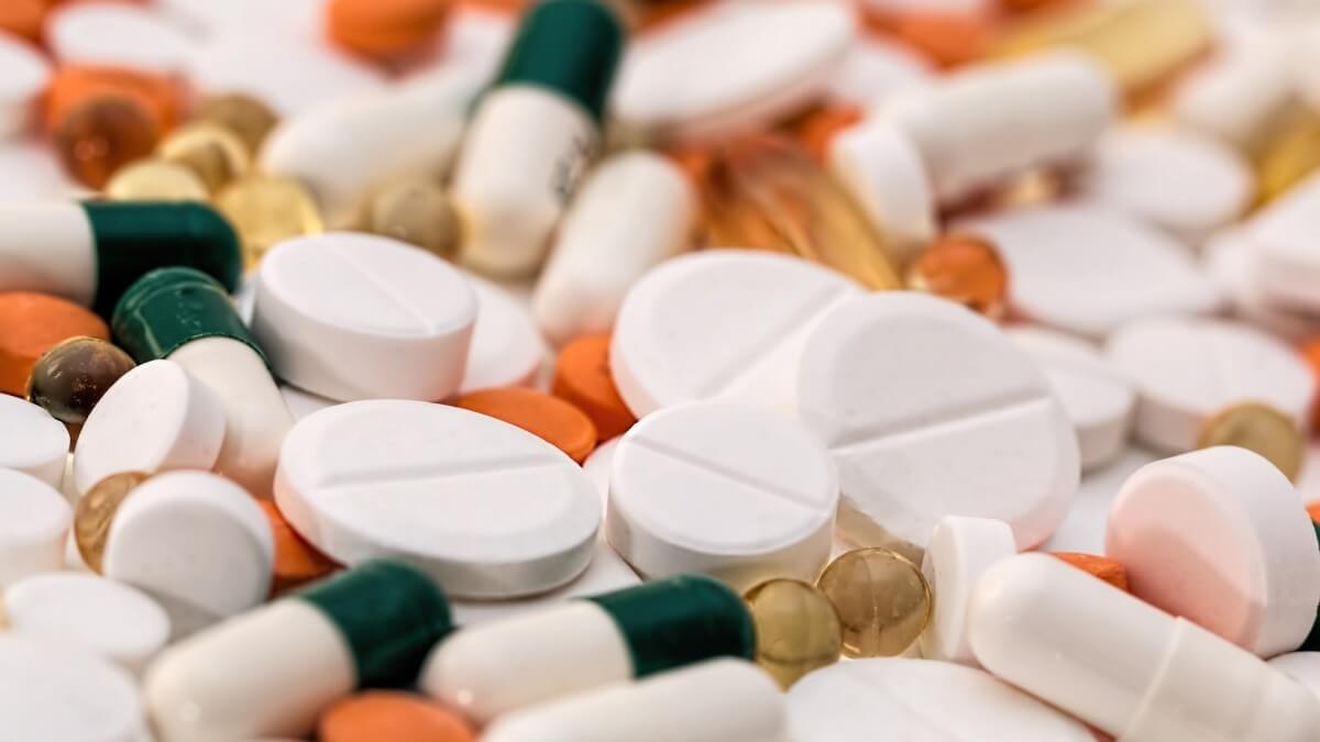 Medicamentul Sotrovimab, aprobat de Marea Britanie pentru tratarea Covid-19