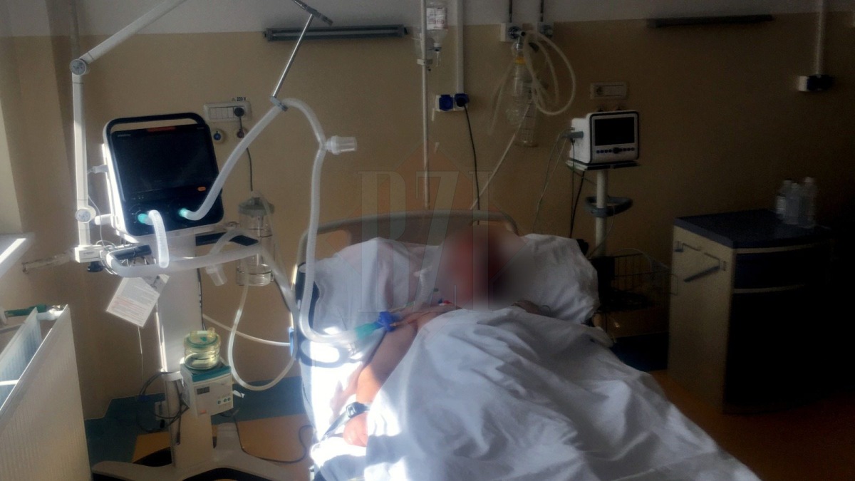 Nici așa nu se poate! Românii infectaţi cu COVID-19 nu vor să fie transferaţi în străinătate pentru că rudele nu le pot aduce mâncare în spital