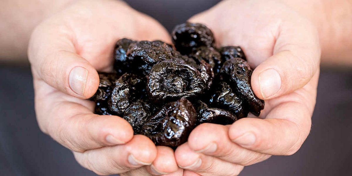 Ce se întâmplă dacă mănânci prune uscate în fiecare zi? Toată lumea trebuie să afle