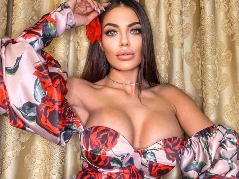 Roxana Buzoiu, de la „Puterea Dragostei”, s-a mutat definitiv în Bulgaria: Cine stă acum cu ea